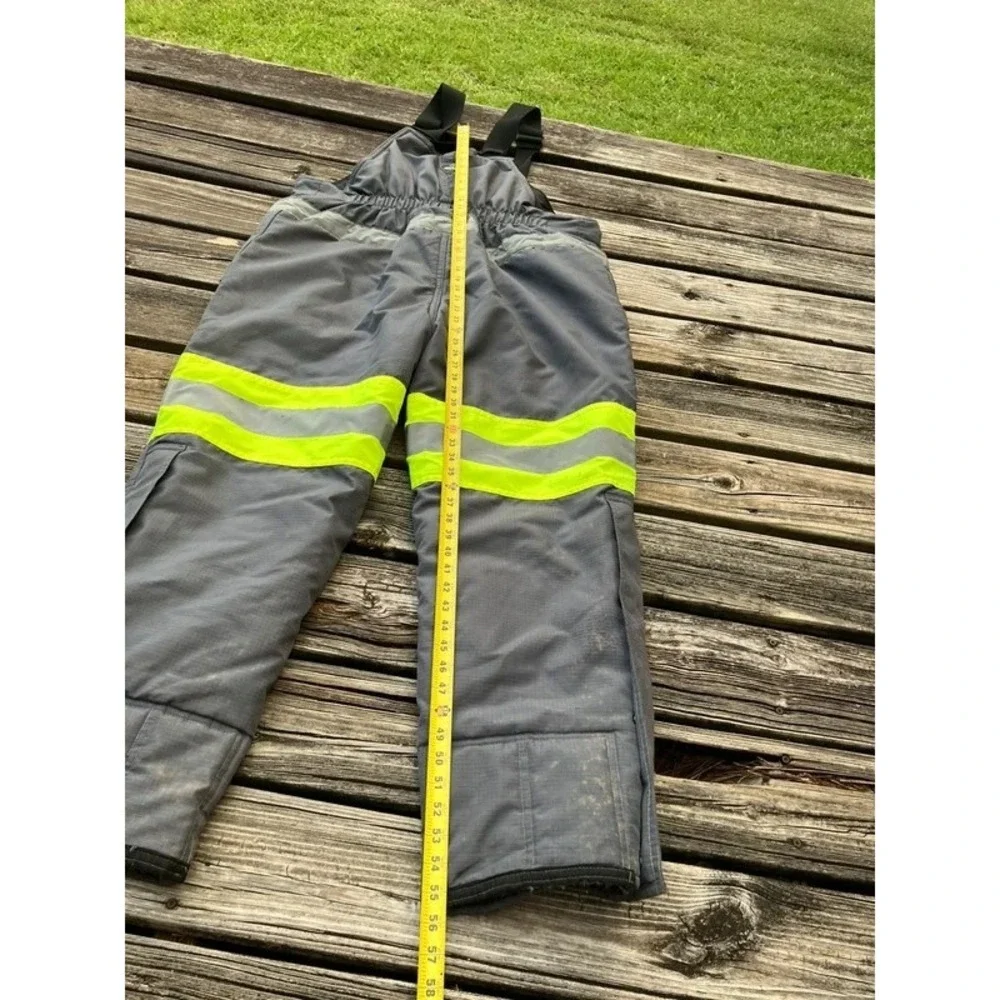 Refrigiwear please inspect